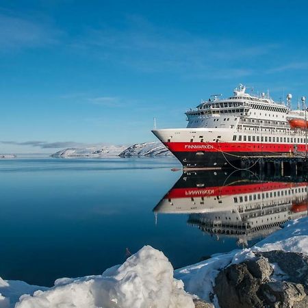 Kirkenes Hotell Exterior photo